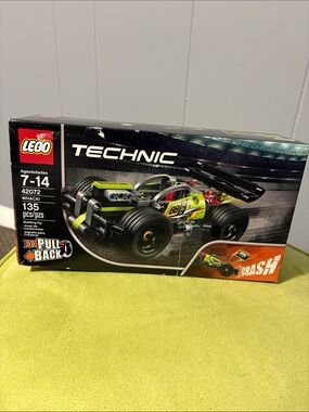 NIB!! Playroom Clean out! LEGO Technic Lime Green and Black Pull-Back Race Car